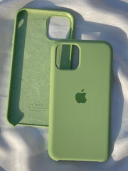 iPhone "11 Pro" Silicone Case "Parrot Green"