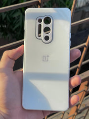 OnePlus "8 Pro" Tempered Glass "Chrome" Case - White