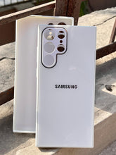 Samsung Galaxy "S22 Ultra" Tempered Glass "Chrome" Case - White