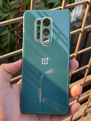 OnePlus "8 Pro" Tempered Glass "Chrome" Case - Green