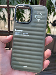 iPhone "13 Pro Max" YoungKit True Color Case - Green