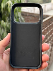 iPhone "17 Pro" Spigen Premium Woven Stitched Case - Black