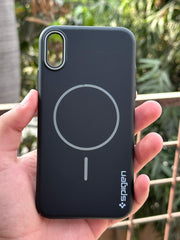 iPhone "X/XS" Spigen Premium Ultra Slim MagSafe Case - Black