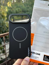 iPhone "AIR" Spigen Premium Ultra Slim MagSafe Case - Black