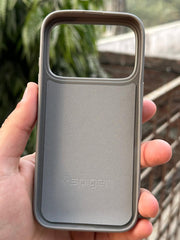 iPhone "17 Pro" Spigen Premium Woven Stitched Case - Gray