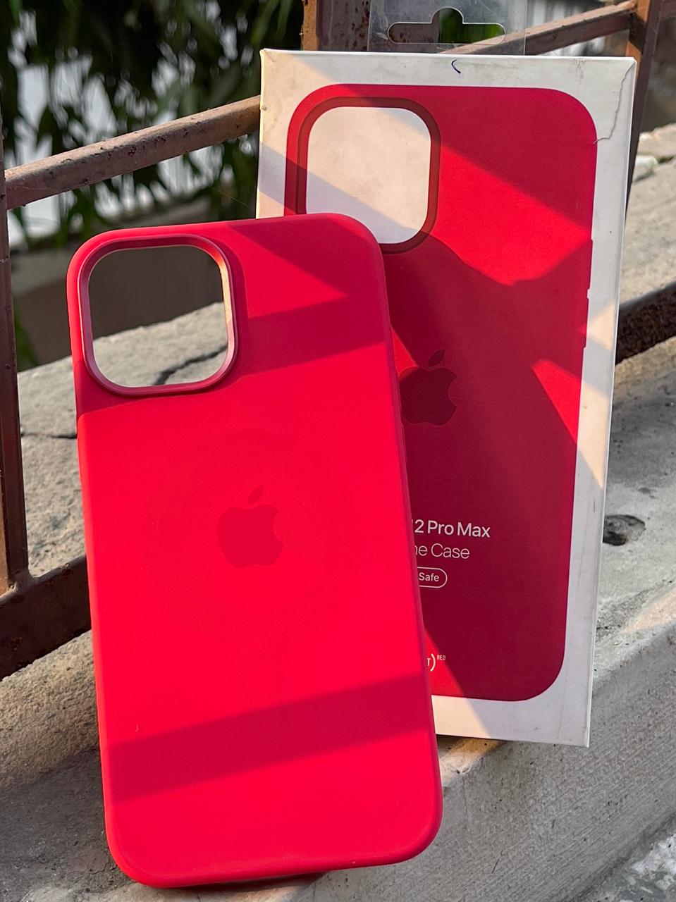 iPhone "12 Pro Max" MagSafe Silicone Case - Red
