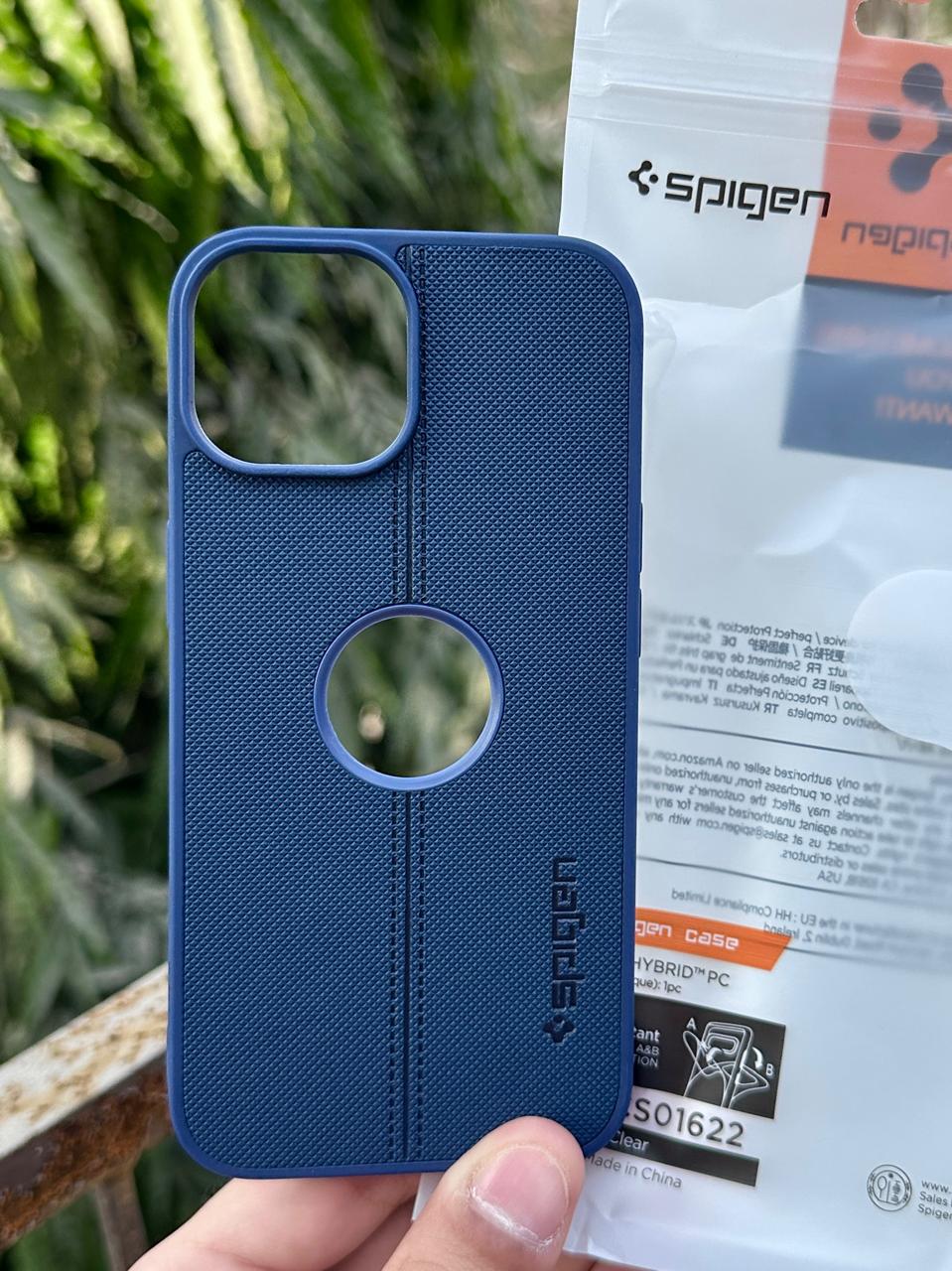iPhone "15" Spigen Premium Woven Stitched Case - Blue
