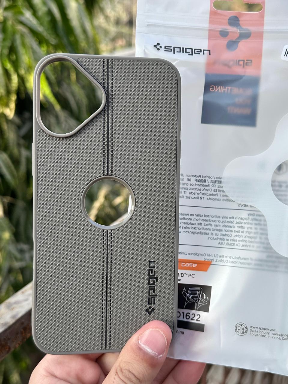 iPhone "16 Plus" Spigen Premium Woven Stitched Case - Gray