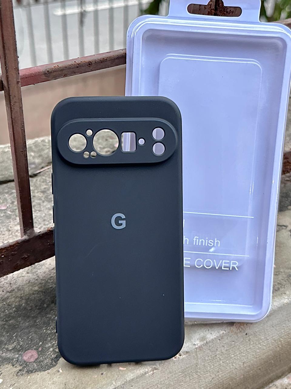 Google Pixel "9 Pro" Silicone Case "Black"
