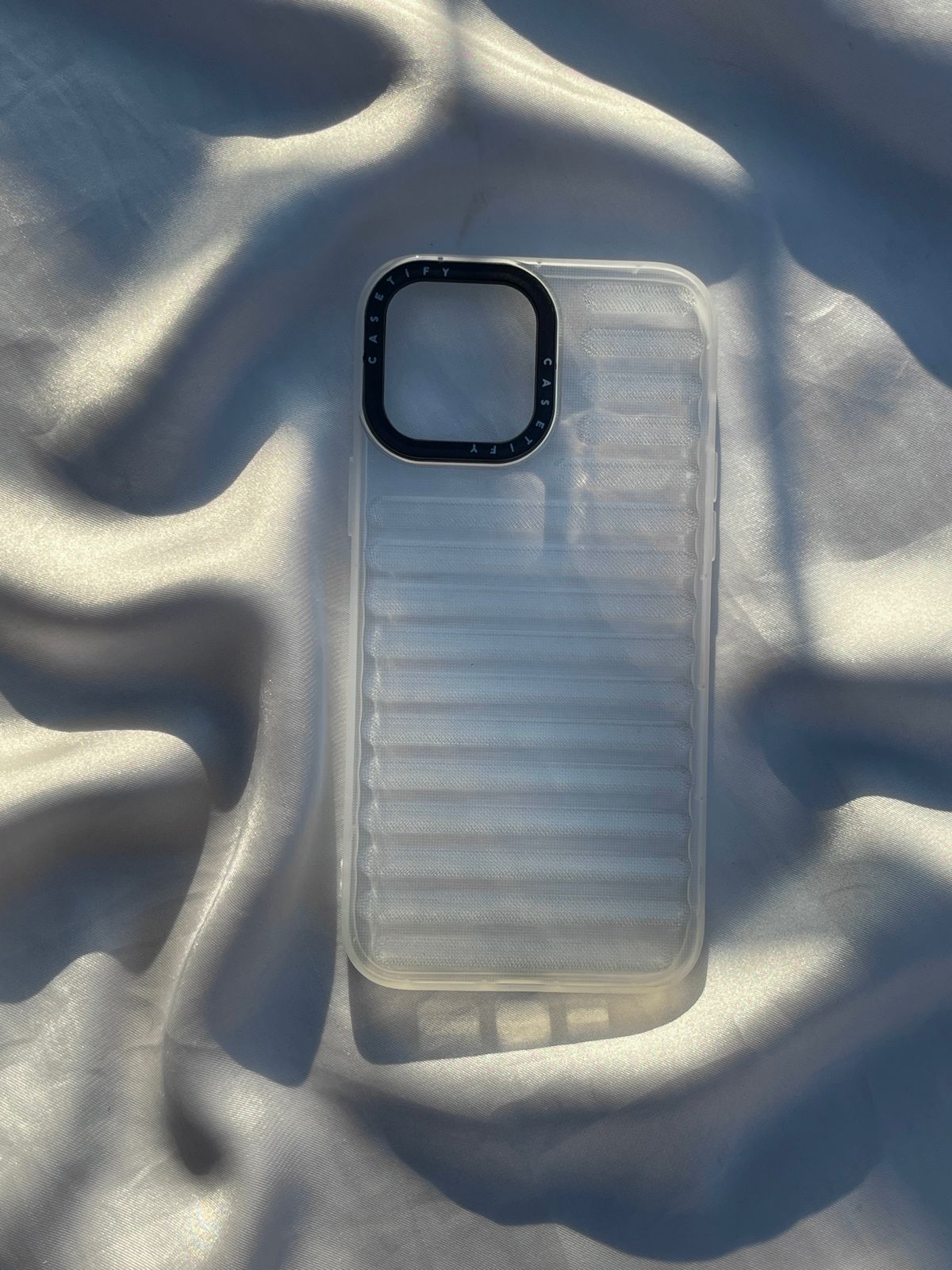 iPhone "13 Pro Max" Translucent Jump Style Silicone Case