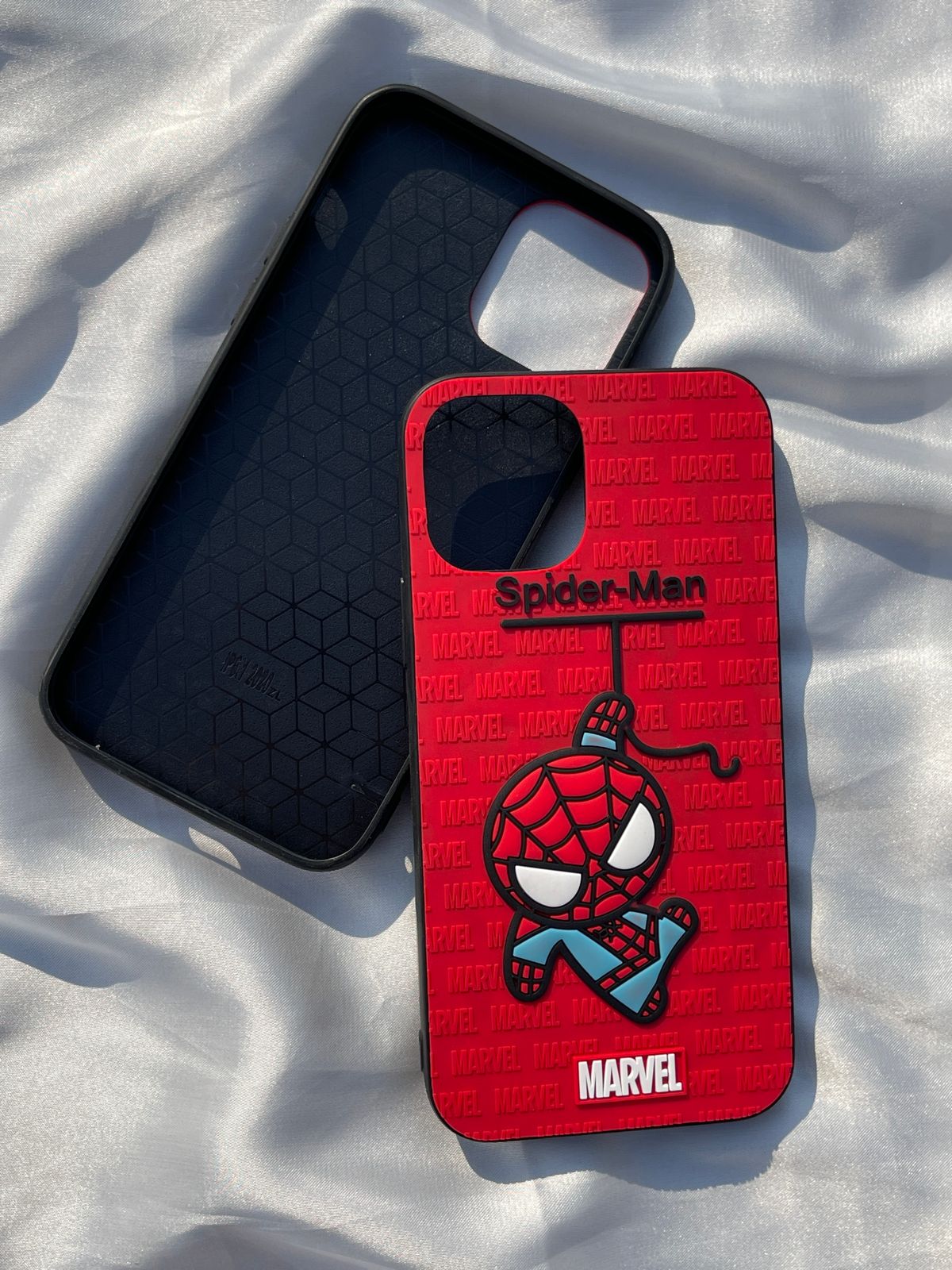 iPhone "12/12 Pro" Spider-Man 3D Embossed Case