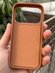 iPhone "17 Pro" Spigen Premium Woven Stitched Case - Brown