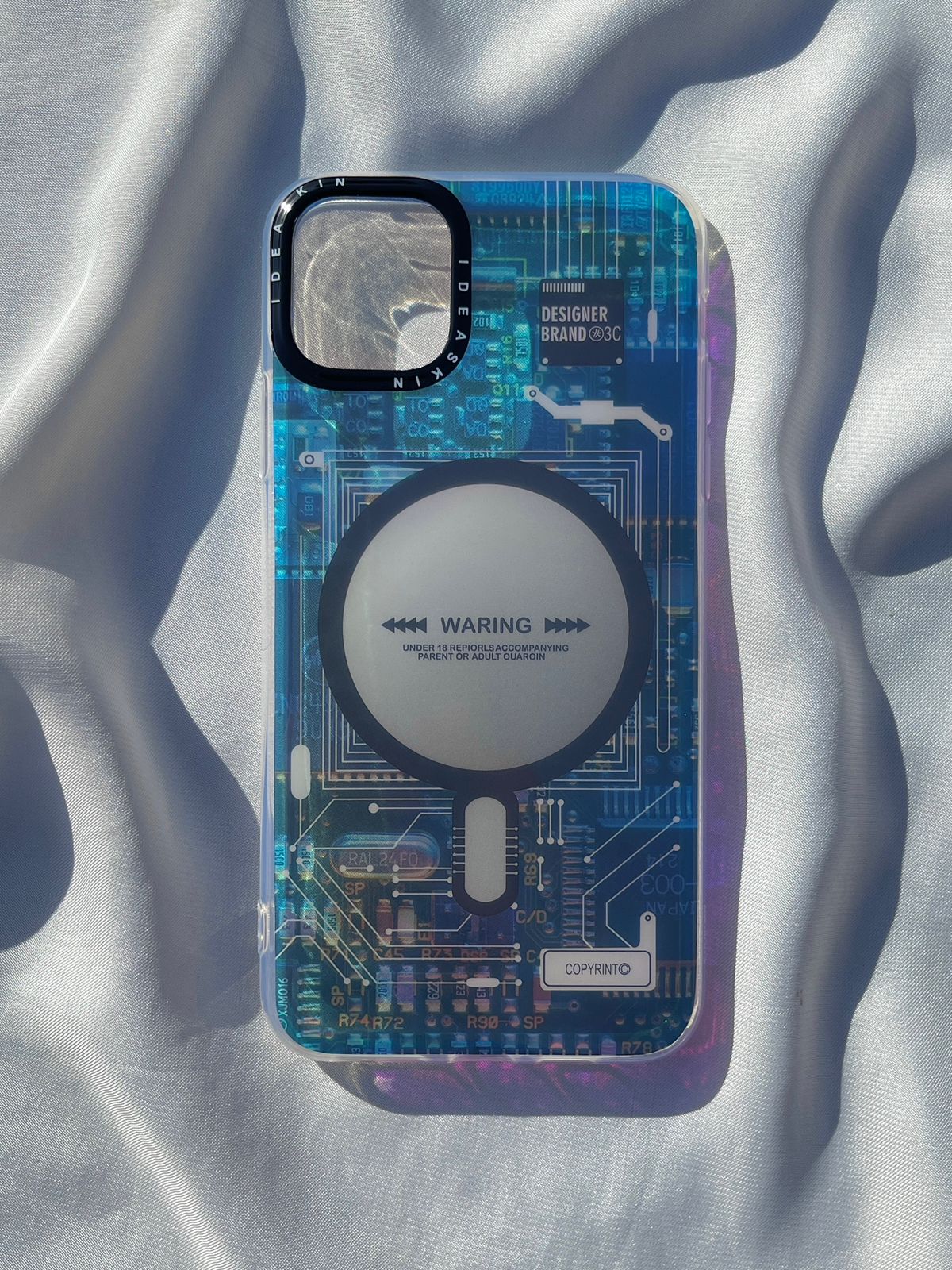iPhone "11 Pro Max" Translucent Circuit Case