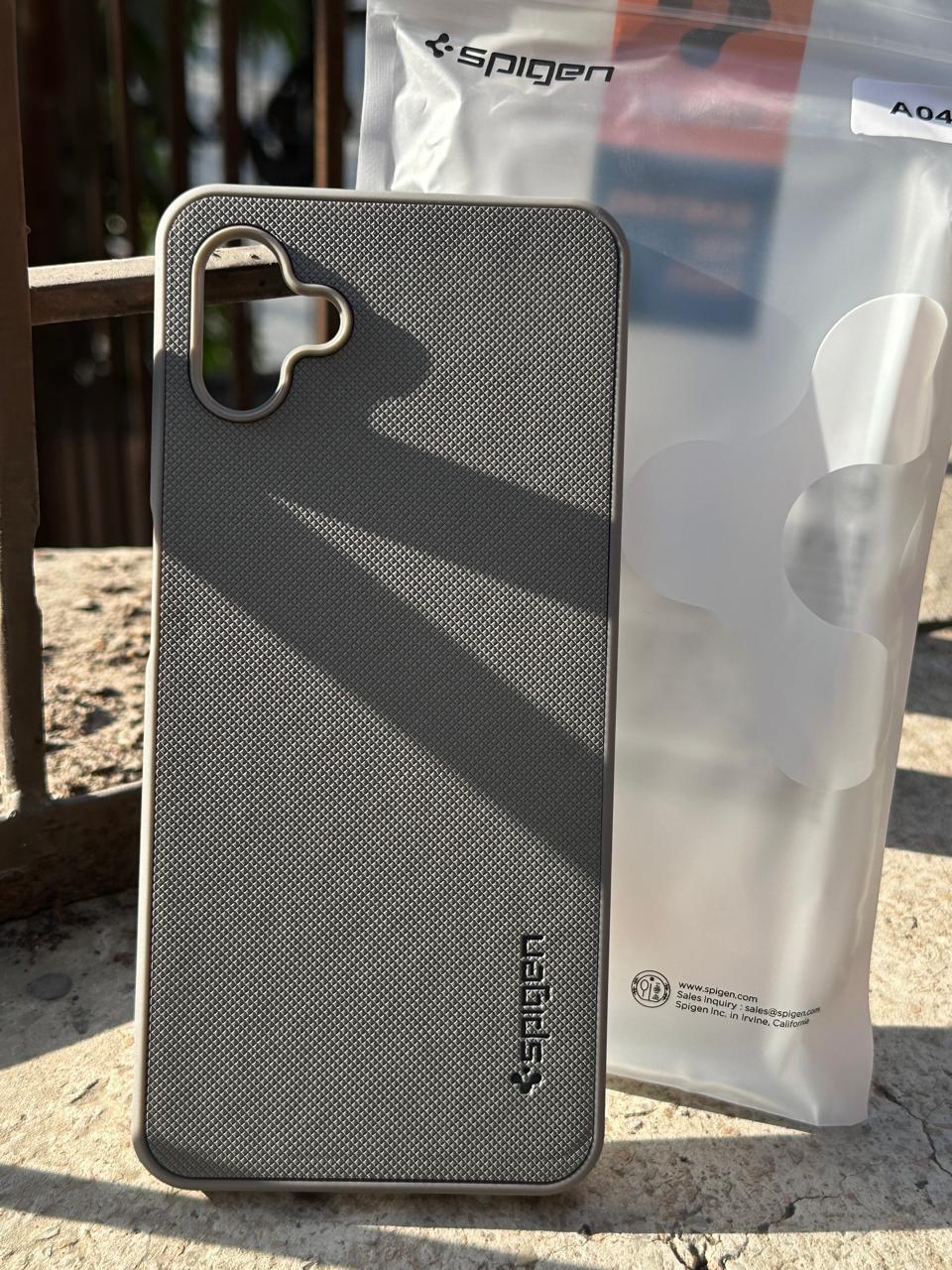 Samsung Galaxy "A04" Spigen Rugged Texture Case - Gray