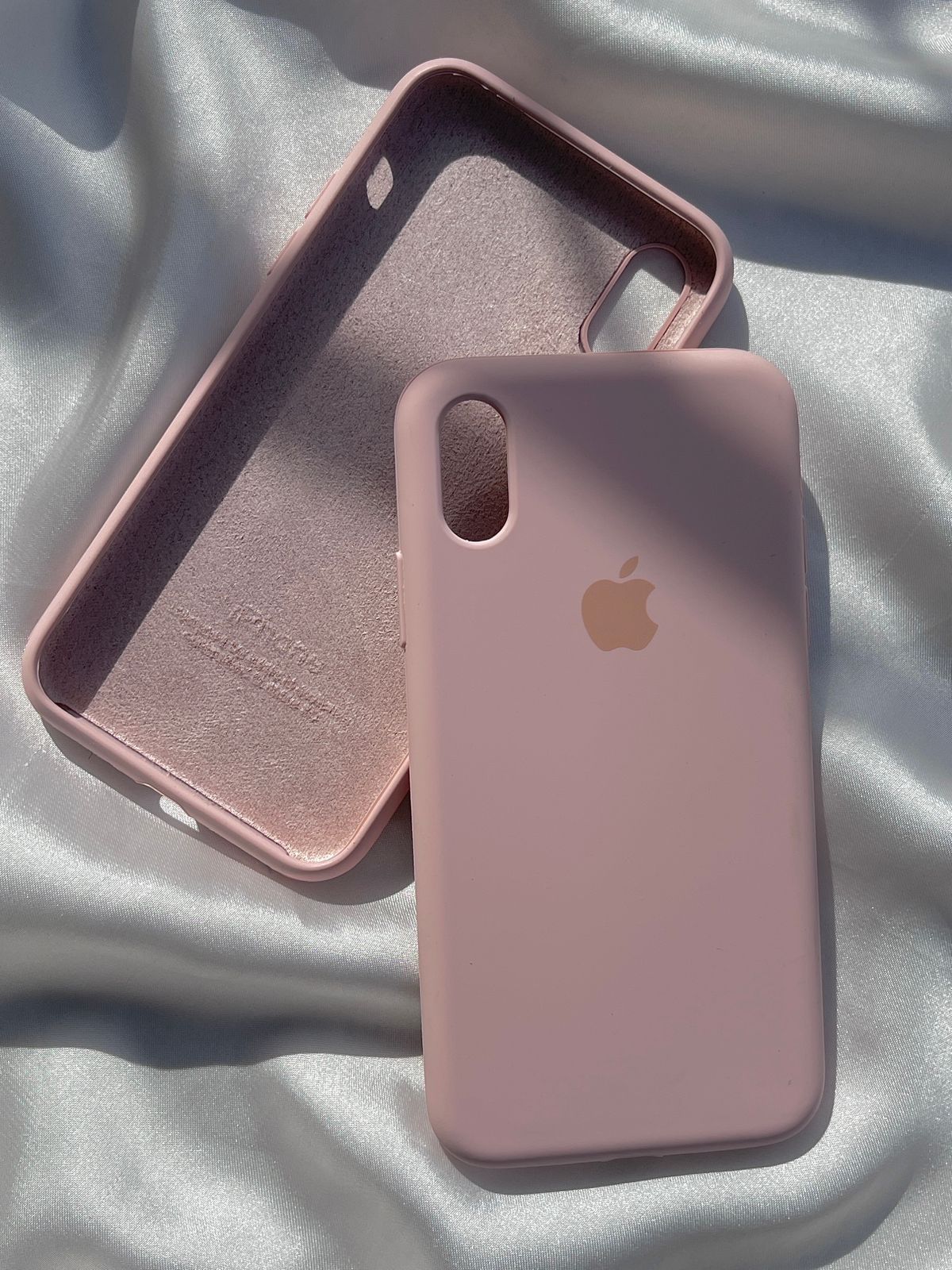 iPhone "X/XS" Silicone Case "Light Skin"
