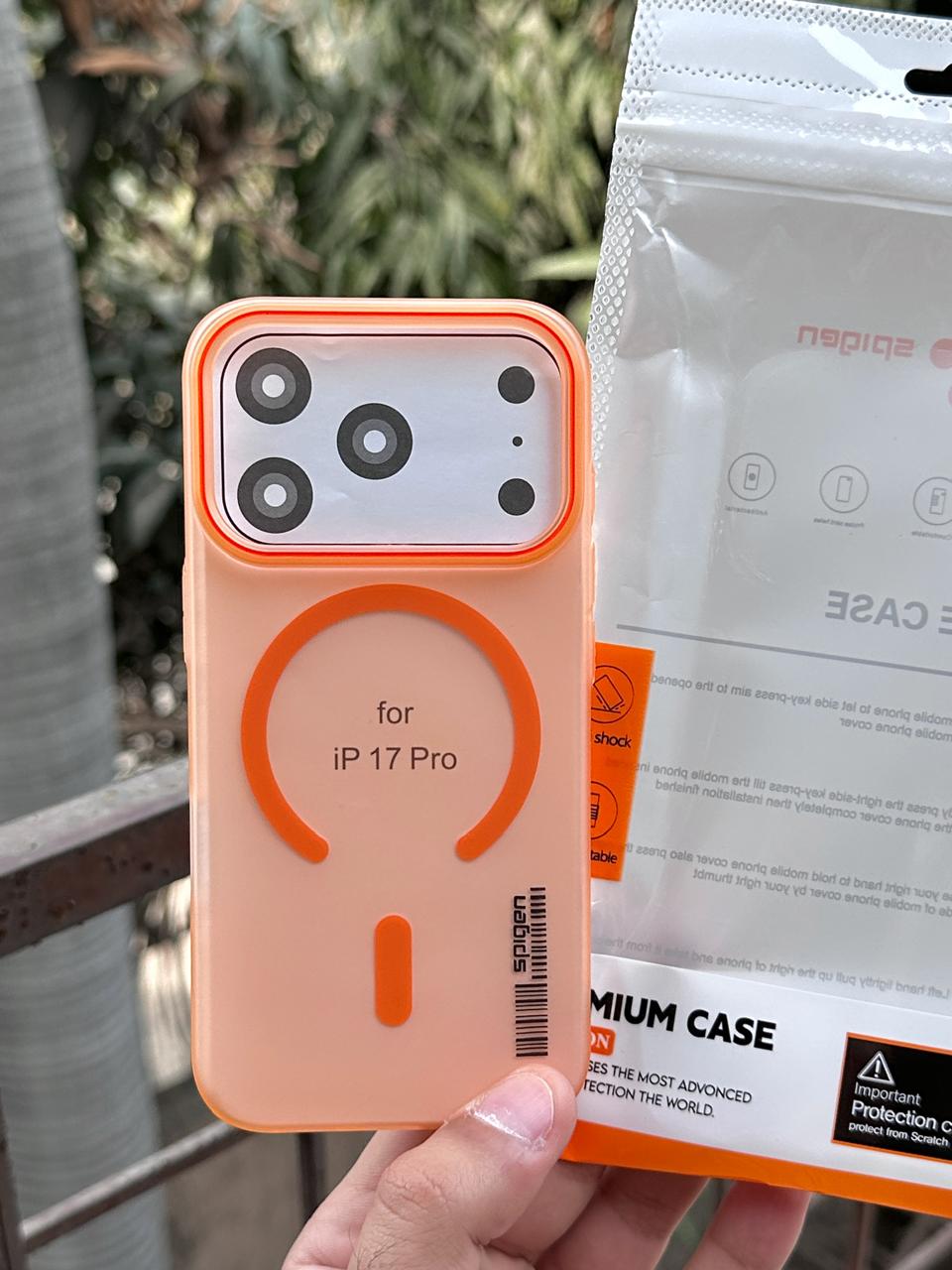iPhone "17 Pro" Premium Spigen SYNDEE "MagSafe" Case - Cosmic Orange