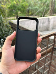 iPhone "17 Pro" Spigen Premium Ultra Slim MagSafe Case - Black