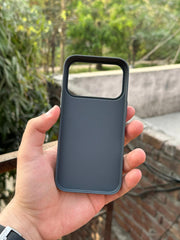 iPhone "17 Pro" Spigen Premium Ultra Slim MagSafe Case - Blue