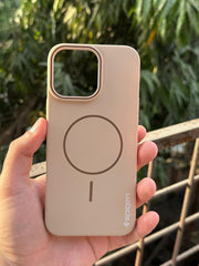 iPhone "16 Pro Max" Spigen Premium Ultra Slim MagSafe Case - Gold