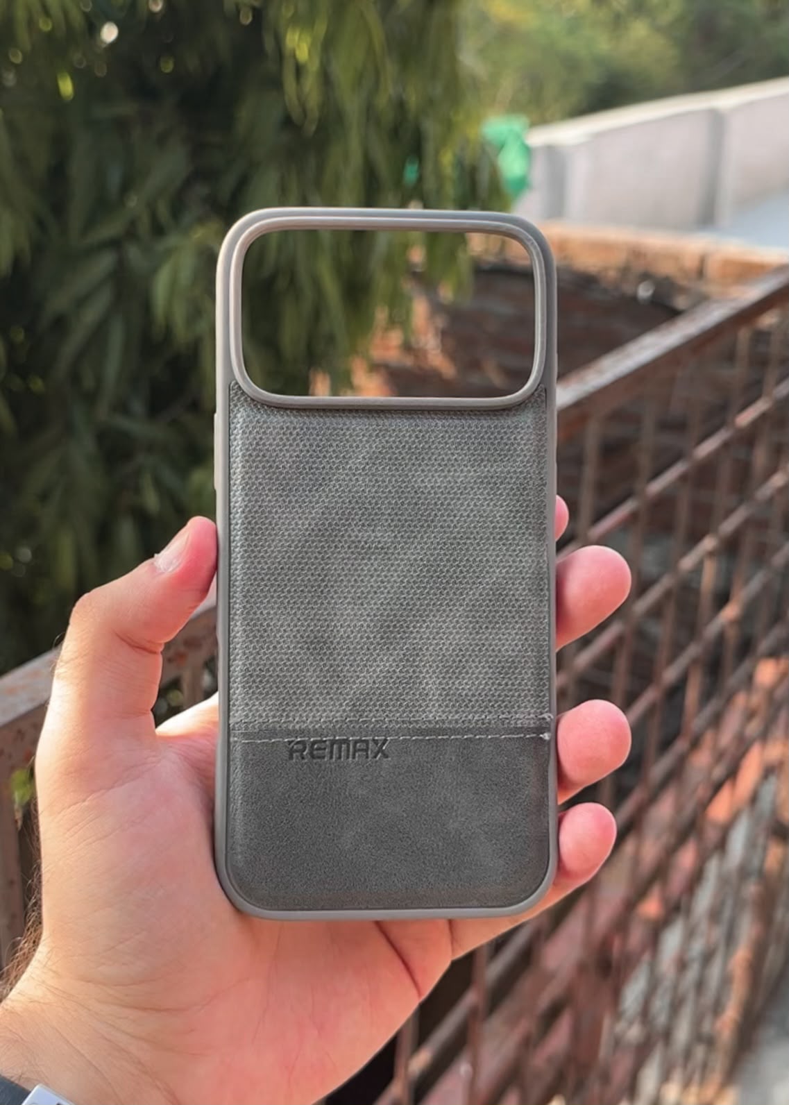 iPhone "17 Pro Max" Premium Remax Leather Stitched Case - Gray