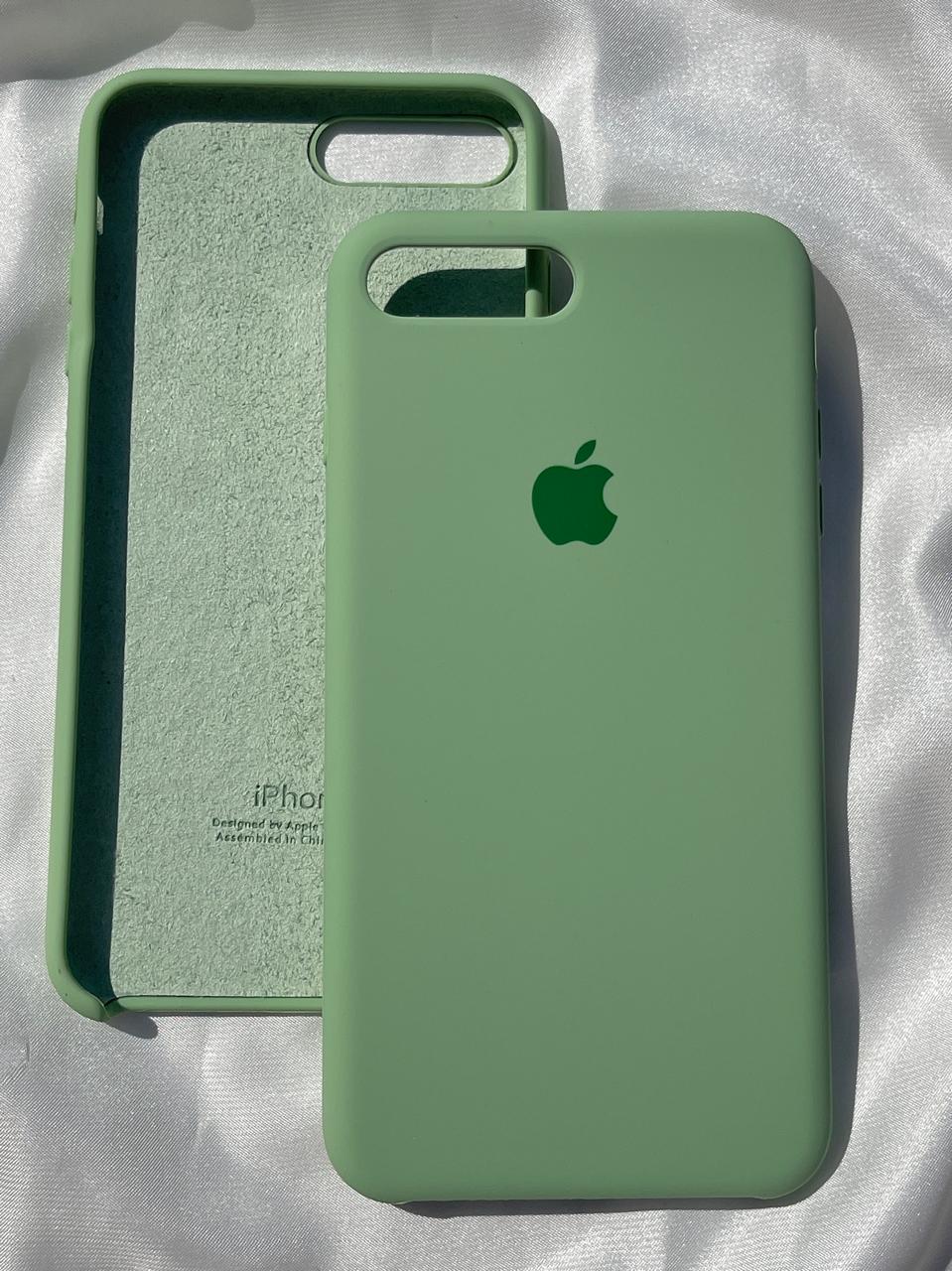 iPhone "7/8 Plus" Silicone Case "Parrot Green"
