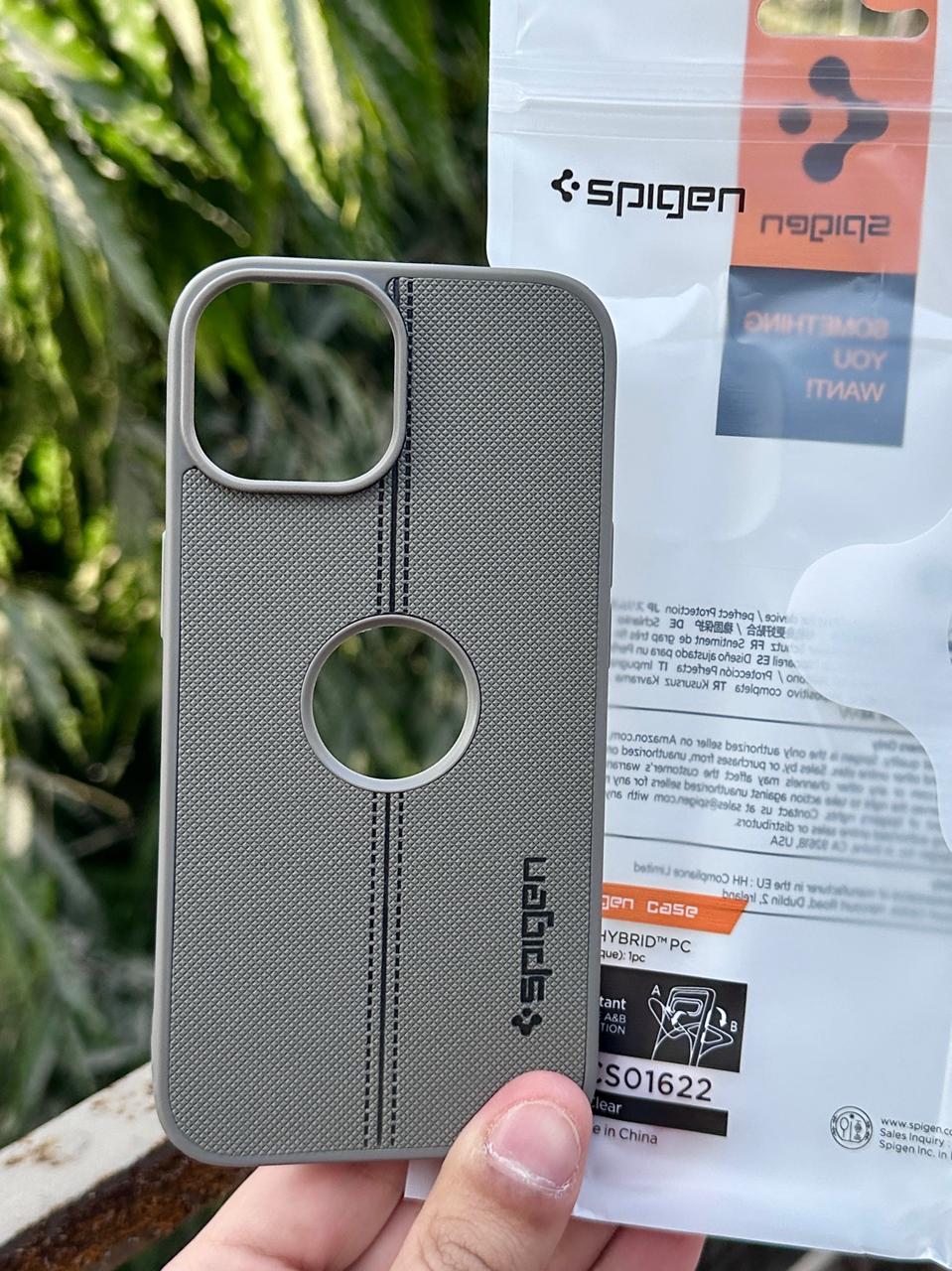 iPhone "15" Spigen Premium Woven Stitched Case - Gray