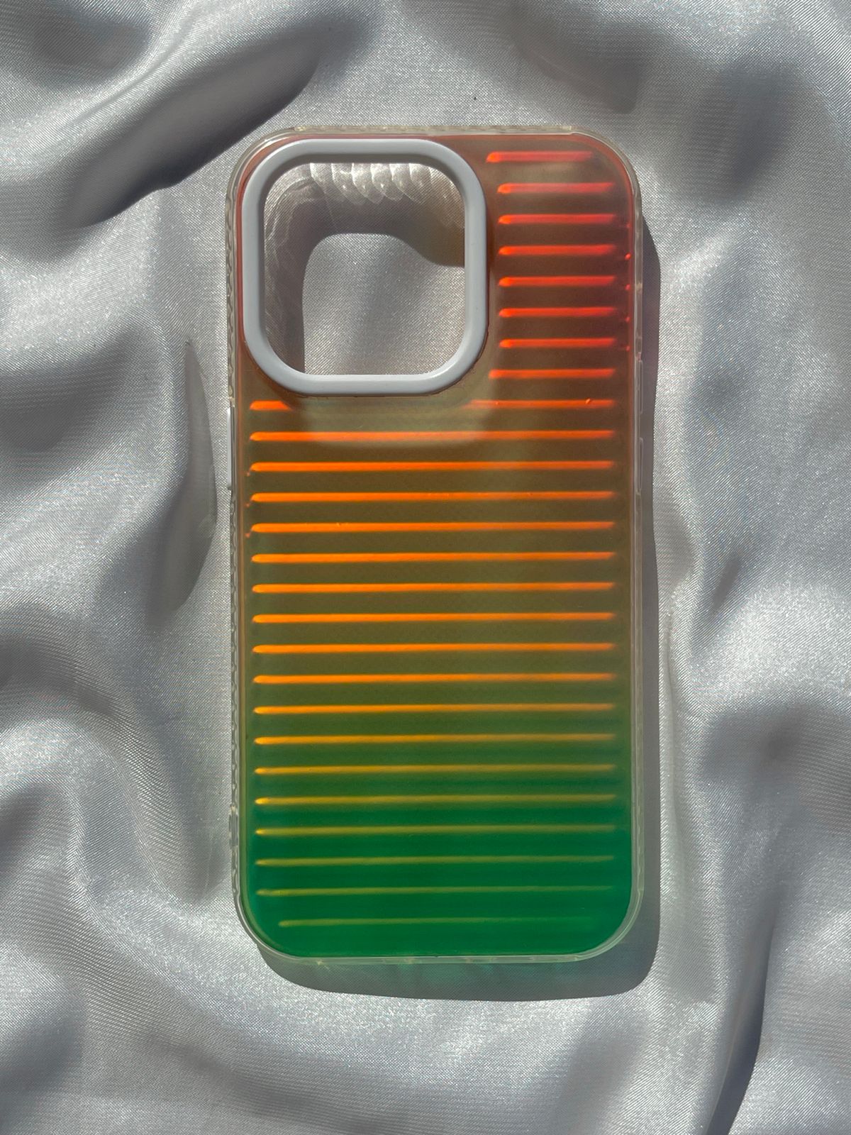 iPhone "14 Pro" Rainbow Translucent Case