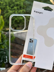 iPhone "15 Pro" Spigen Crystal Clear Transparent Case