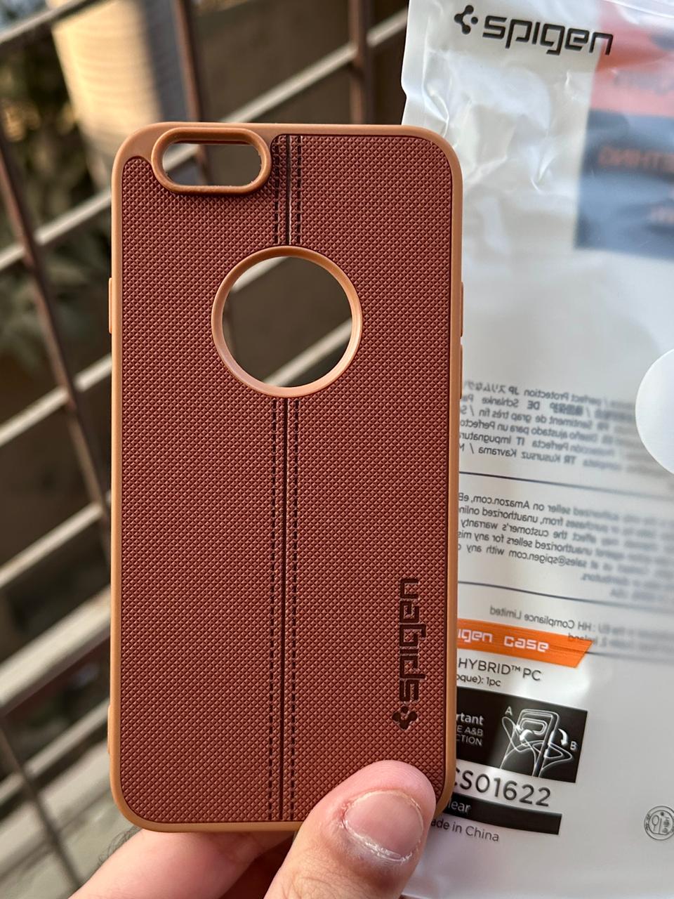 iPhone "6/6s" Spigen Premium Woven Stitched Case - Brown